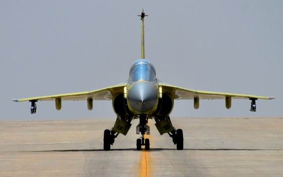 Máy bay chiến đấu hạng nhẹ LCA Tejas do Ấn Độ tự nghiên cứu phát triển